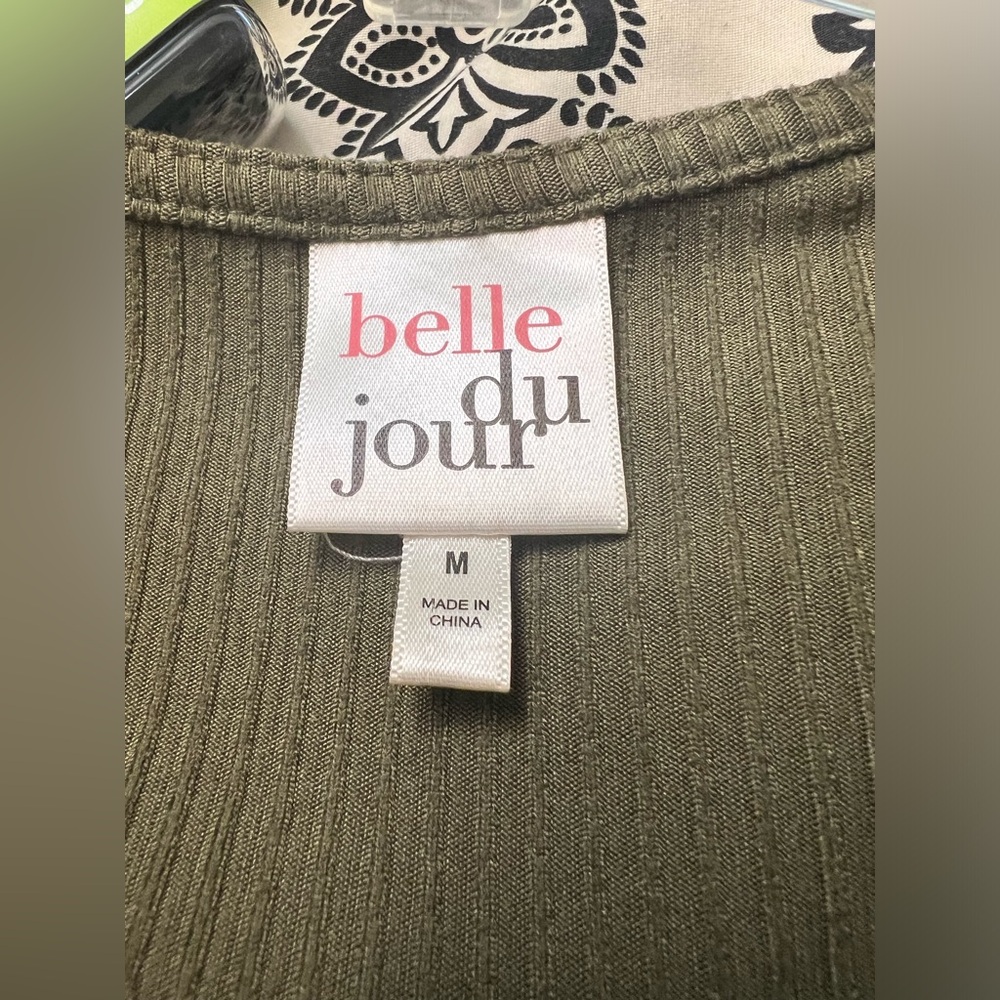 Women's Bella Du Jour Medium Ribbed Lace Trim Crop Top Size Medium - Picture 5 of 6